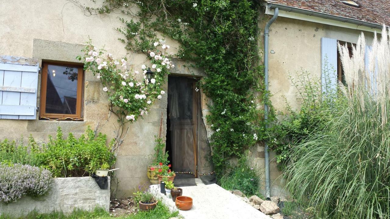 Le Petit Savriere B&B Tronget Екстер'єр фото
