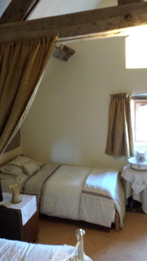 Le Petit Savriere B&B Tronget Екстер'єр фото
