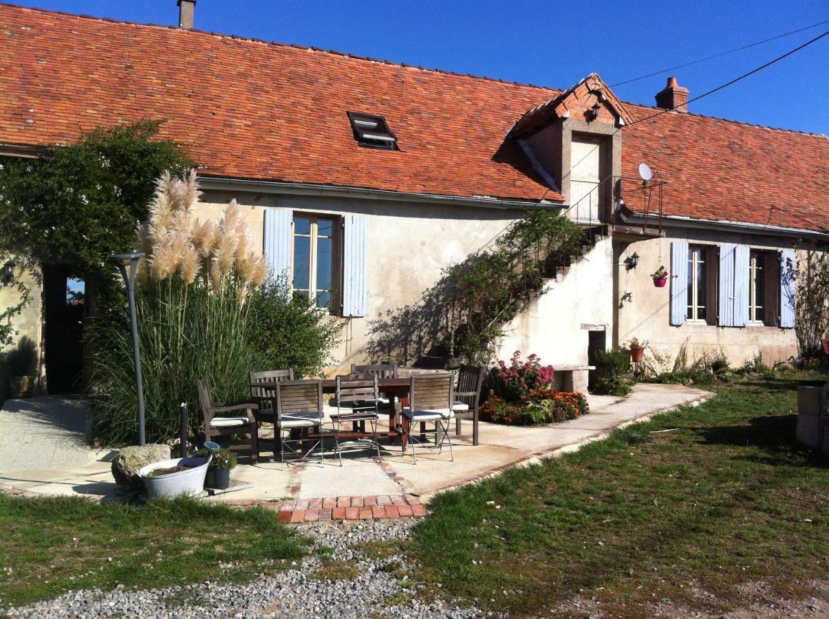 Le Petit Savriere B&B Tronget Екстер'єр фото